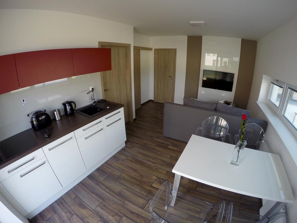 Apartmany Rose Леднице Екстериор снимка