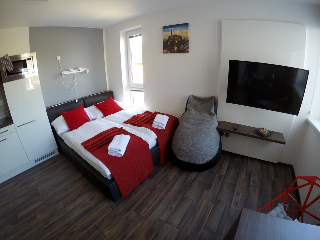 Apartmany Rose Леднице Екстериор снимка