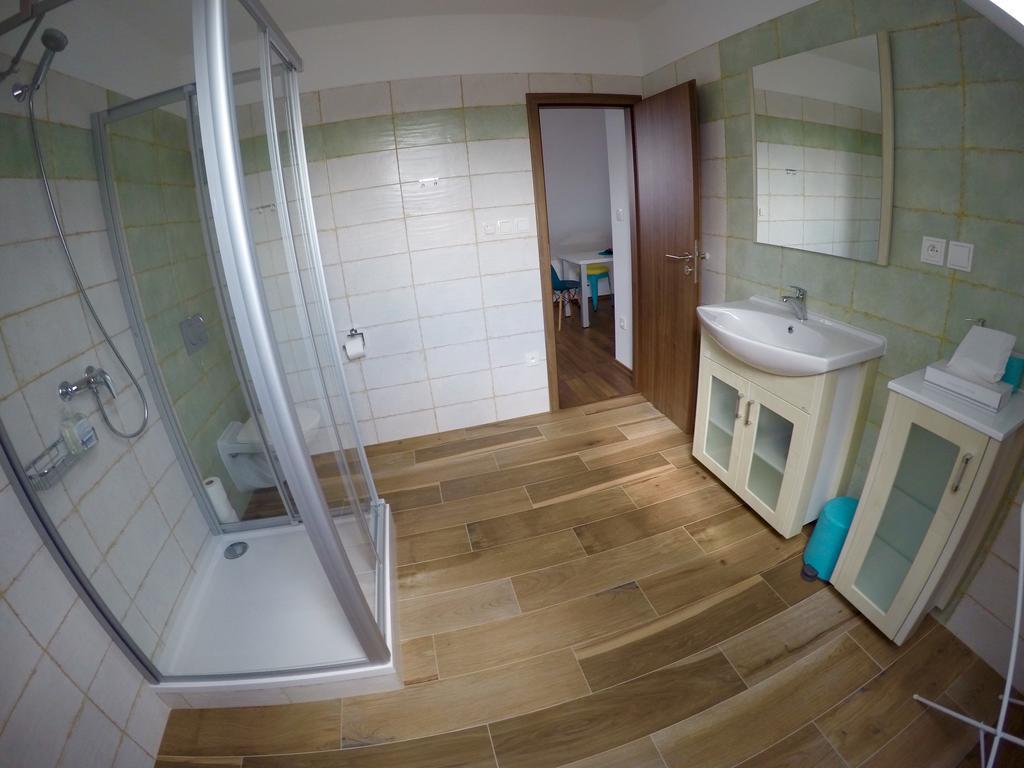 Apartmany Rose Леднице Екстериор снимка