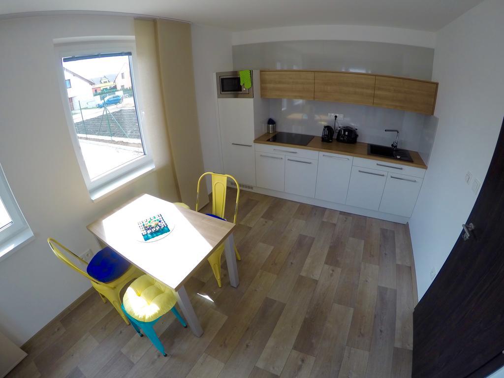 Apartmany Rose Леднице Екстериор снимка