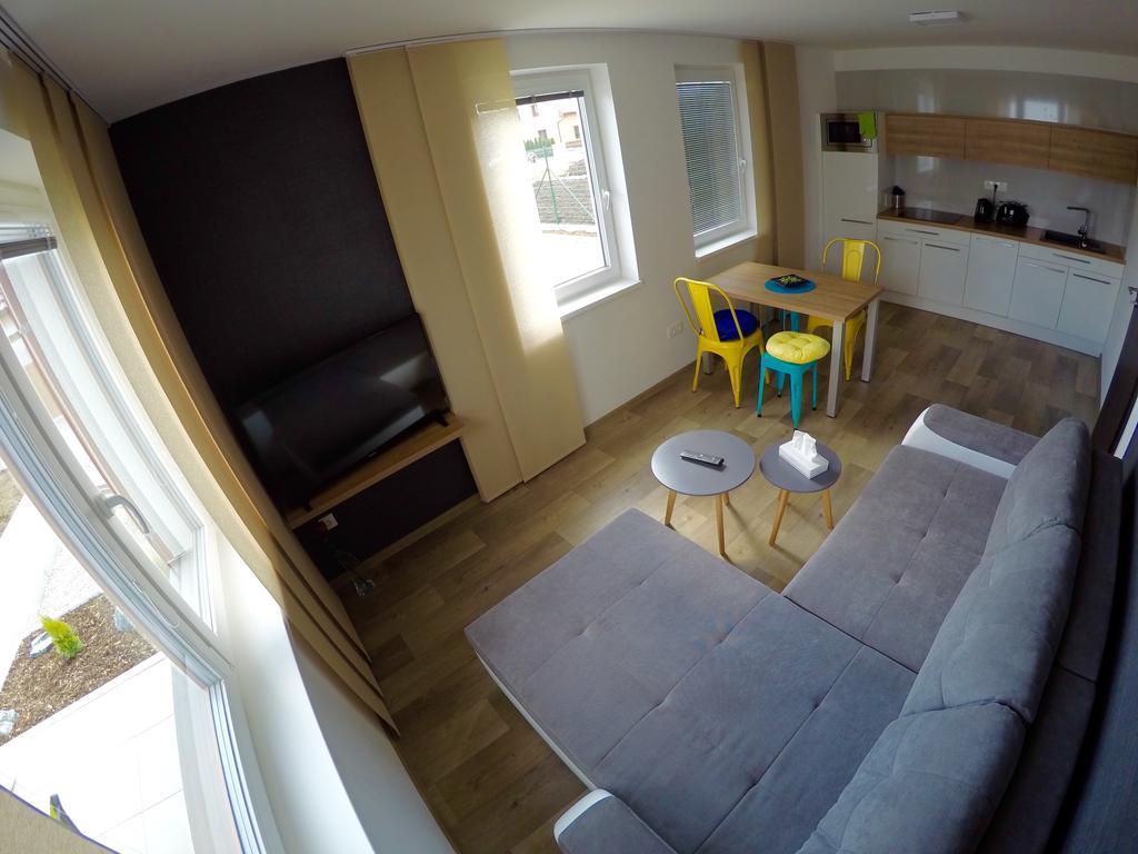 Apartmany Rose Леднице Екстериор снимка
