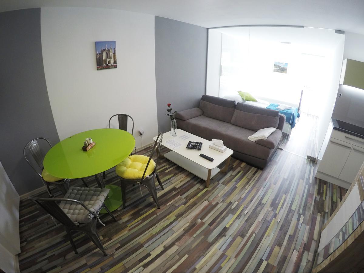 Apartmany Rose Леднице Екстериор снимка