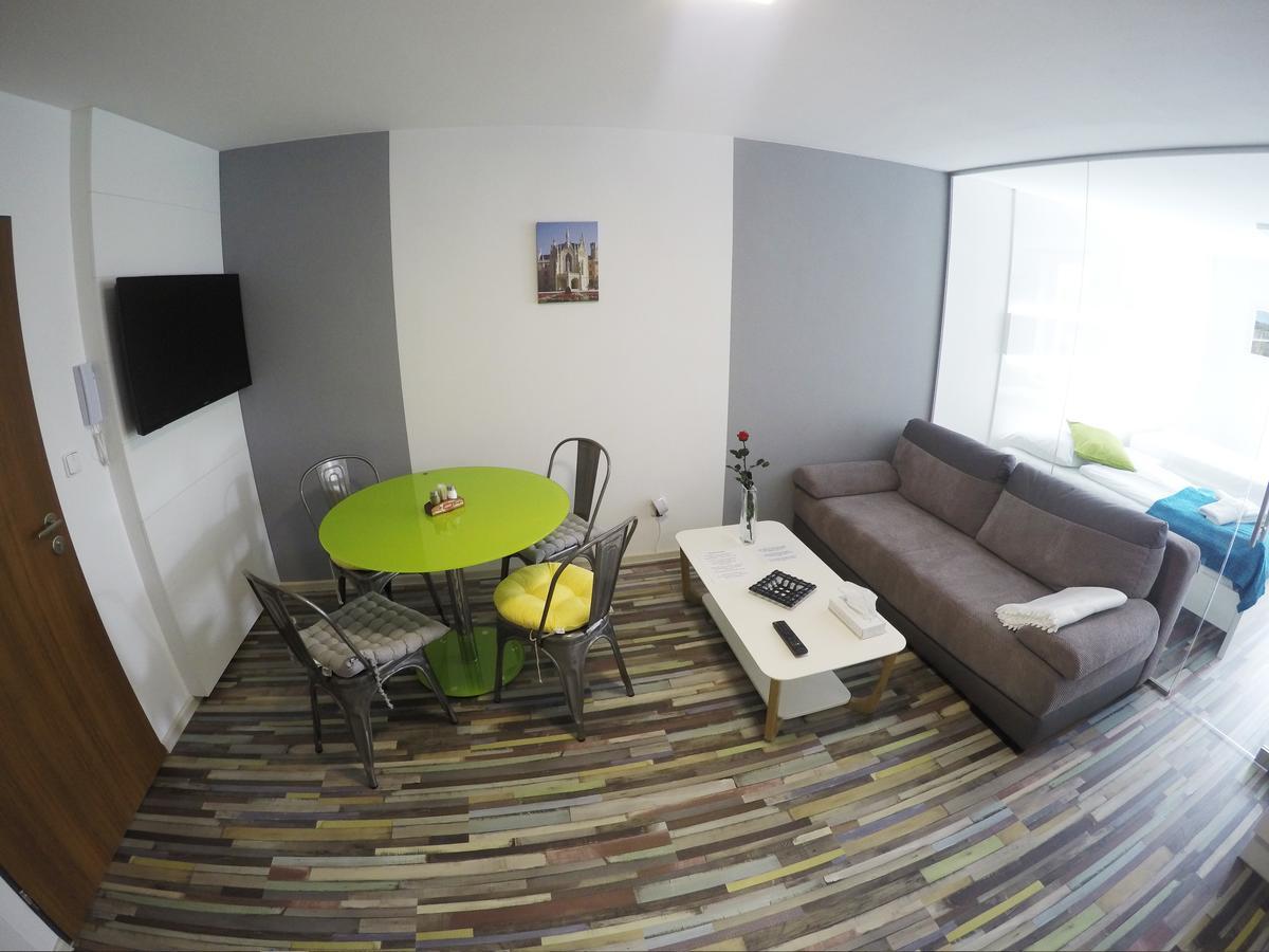 Apartmany Rose Леднице Екстериор снимка